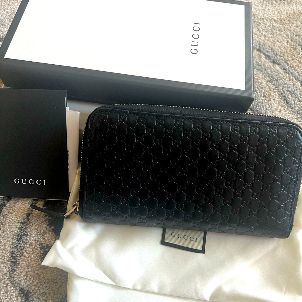 Gucci wallet